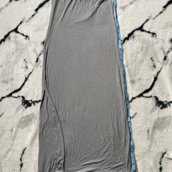 Grey Below the Knee, Stretchy Italian Square Neckline Dress - Picture 6 of 11